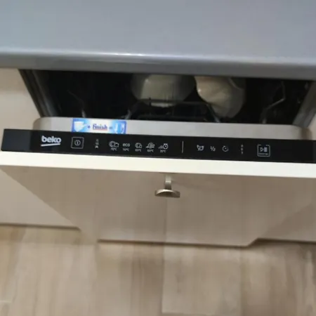 Avenoir Apartman *